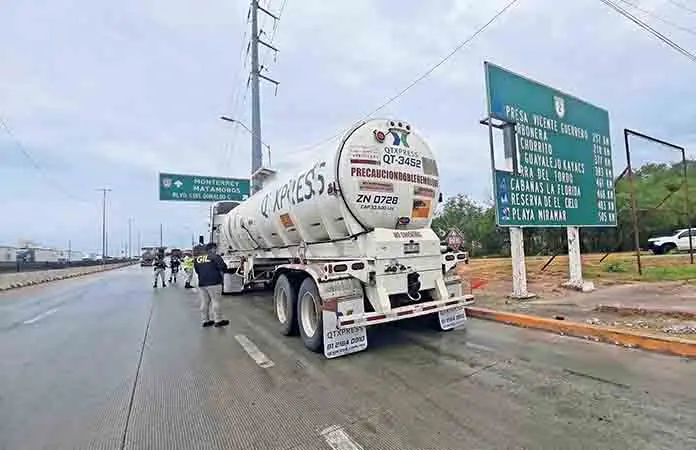 Blindan fronteras contra huachicol