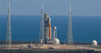 NASA inicia simulacro de cuenta atr&aacute;s para lanzamiento de cohete lunar