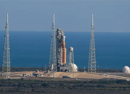 NASA inicia simulacro de cuenta atr&aacute;s para lanzamiento de cohete lunar