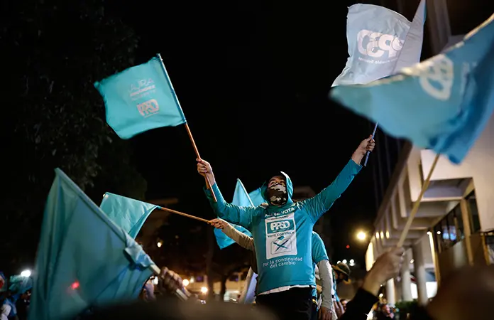 Oficialista Fernández gana en Costa Rica