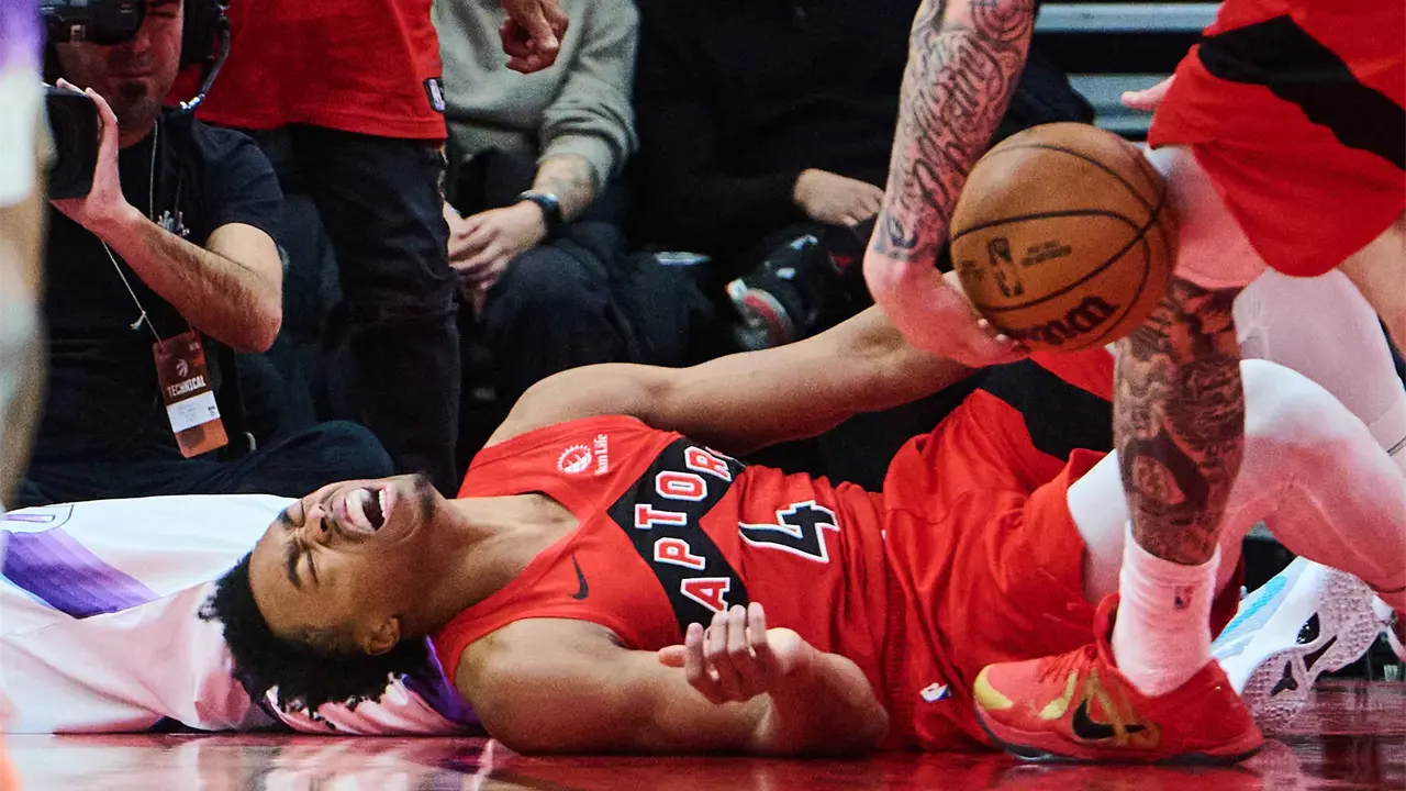 Raptors de Toronto superan al Jazz de Utah en emocionante partido en casa