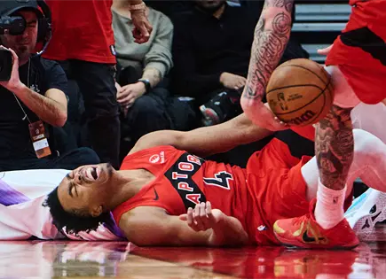 Raptors de Toronto superan al Jazz de Utah en emocionante partido en casa