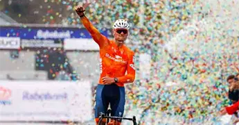 Van der Poel hace historia