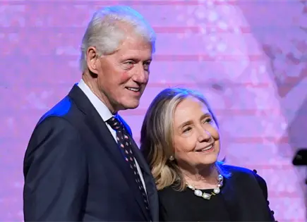 Acuerdo finalizado: Hillary y Bill Clinton testificar&aacute;n sobre Epstein