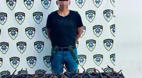 Cae sujeto con decenas de ponchallantas en Bellas Lomas