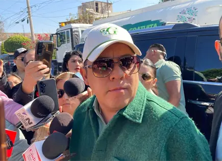 Fustiga Gallardo a la Polic&iacute;a capitalina; insiste en su Convoy