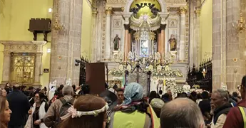 Miles llegan a San Juan pese al fr&iacute;o