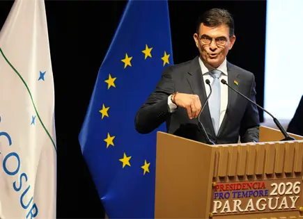 Presidente de Bolivia congela el precio del gas licuado