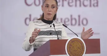 Sheinbaum desmiente investigaciones contra Ad&aacute;n Augusto L&oacute;pez