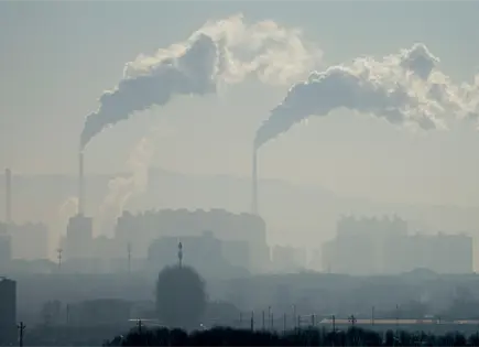 China aumenta termoel&eacute;ctricas de carb&oacute;n en 2025