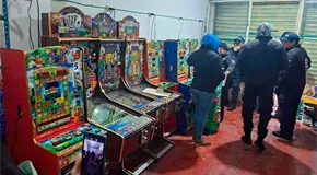 Decomisan m&aacute;quinas tragamonedas en Xalapa