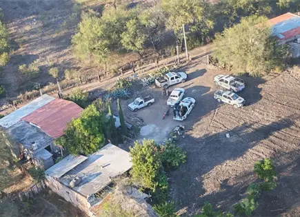 Caen dos sujetos armados tras operativo en Rioverde