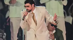 Fans aprenden espa&ntilde;ol para ver a Bad Bunny en el SB