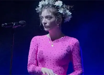 Lorde se une a los artistas que arremeten contra el ICE