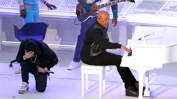 Momentos del medio tiempo del Super Bowl que se convirtieron en pol&eacute;micas