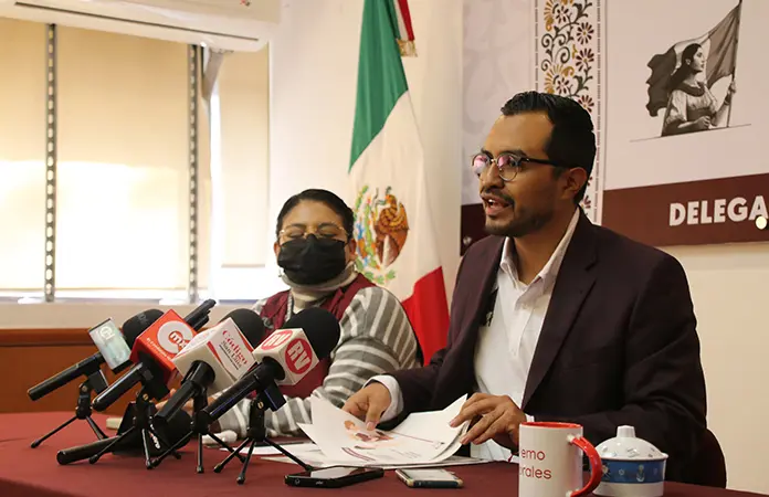 Admiten deuda con enfermeras