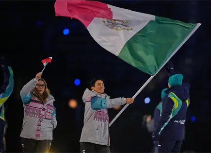 Donovan Carrillo abandera a M&eacute;xico en arranque de Juegos de Invierno