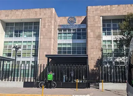 Contrató la FGE espectaculares fantasma: IFSE