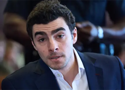 Mangione se opone a juicios consecutivos por asesinato del CEO de UnitedHealthcare