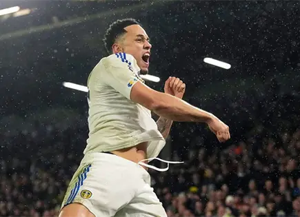 Leeds sigue fuerte en Elland Road
