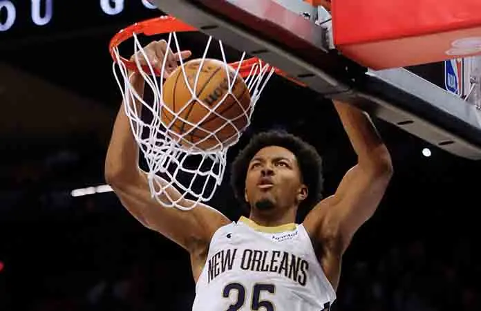 Los Pelicans remontan y derrotan a Wolves