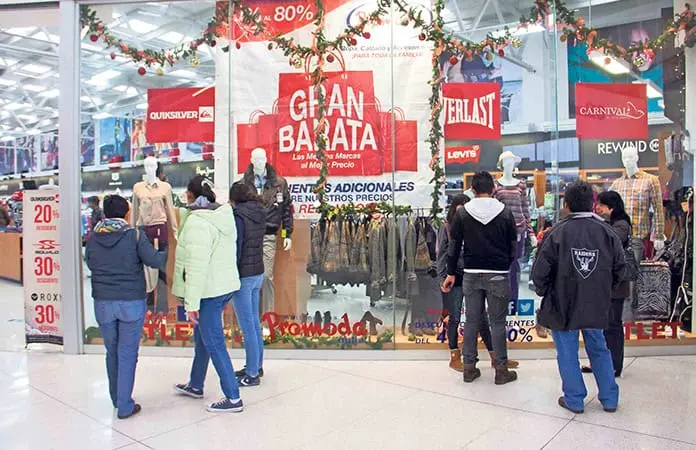 Se desploma confianza de los consumidores