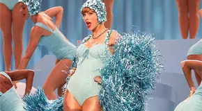 TAYLOR SWIFT LANZ&Oacute; &acute;OPALITE&acute;