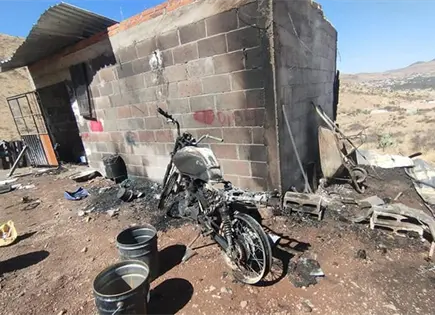 Tres heridos, al explotar taller de pirotecnia