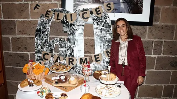 CELEBRA SUS 60 A&Ntilde;OS DE VIDA