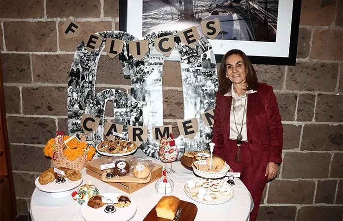 CELEBRA SUS 60 A&Ntilde;OS DE VIDA