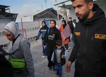 Reapertura del cruce fronterizo de Rafah une a Gaza y Egipto