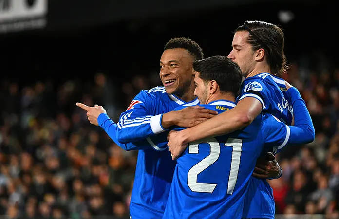 El Real Madrid se impone a Valencia