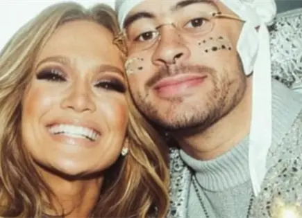 Famosos muestran su apoyo a Bad Bunny en el Super Bowl