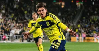 Chivas presenta a Jonathan P&eacute;rez como nuevo refuerzo para el Clausura 2026