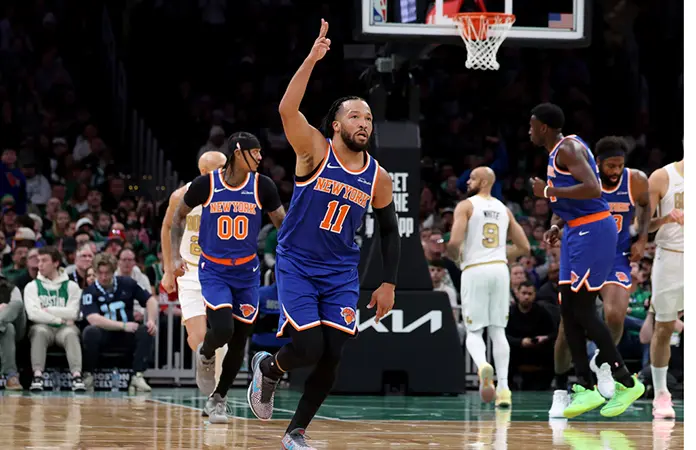 Triunfan Knicks sobre los Celtics