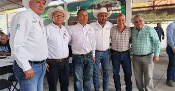 Cambian directiva de Asociaci&oacute;n Ganadera