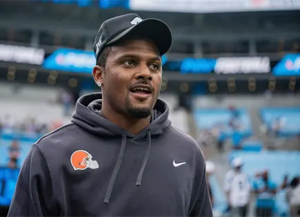 Deshaun Watson queda libre tras desestimaci&oacute;n de dos demandas civiles