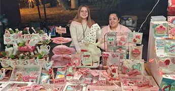 Instalan mercadito del emprendimiento