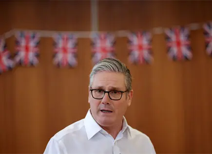 Keir Starmer resiste esc&aacute;ndalo Epstein con apoyo interno