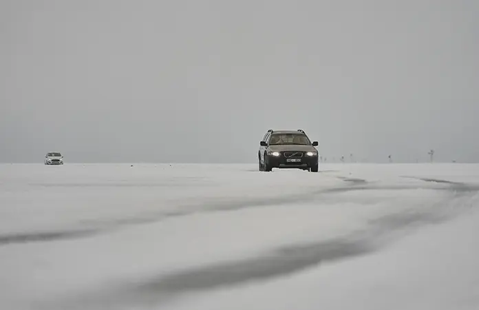 Abre Estonia carretera que conecta con islas