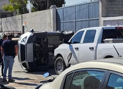 Cae "El Topo" tras persecuci&oacute;n y volcadura en la capital