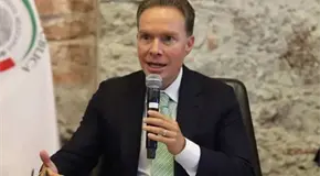 Velasco destapa a Ruth Gonz&aacute;lez para suceder a Gallardo