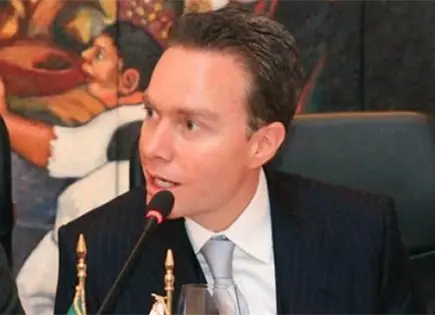 Velasco destapa a Ruth Gonz&aacute;lez previo a reuni&oacute;n en Palacio Nacional