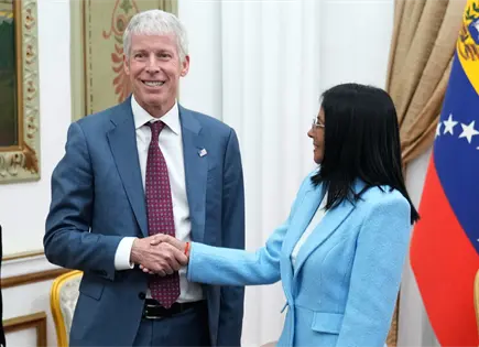 Chris Wright se re&uacute;ne con Delcy Rodr&iacute;guez para impulsar sector petrolero en Venezuela