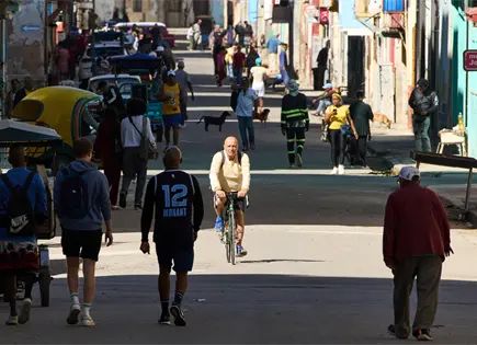 Peso cubano alcanza m&iacute;nimo hist&oacute;rico en mercado informal