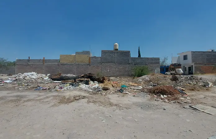 Pide Ecología a dueños limpiar sus lotes baldíos