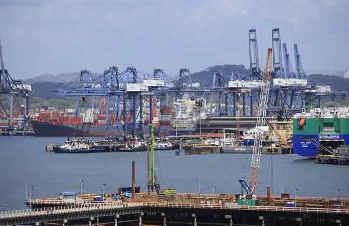 Crece disputa en el Canal de Panamá