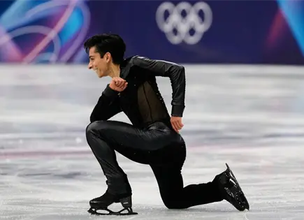 Donovan Carrillo deslumbra a ritmo de Presley en la final