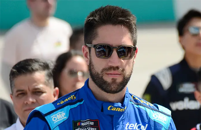 García Jr. renueva contrato con Canel´s