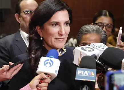 "No llegamos todas", advierte Kenia López "No llegamos todas", advierte Kenia López